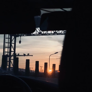 杨幂A片一二三区视频
